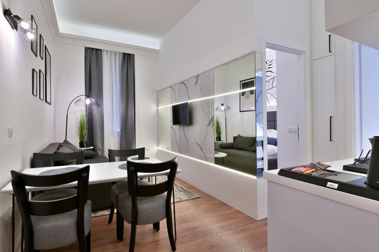 Luxury Galla Apartments In The City Center Sarajevo Exterior photo
