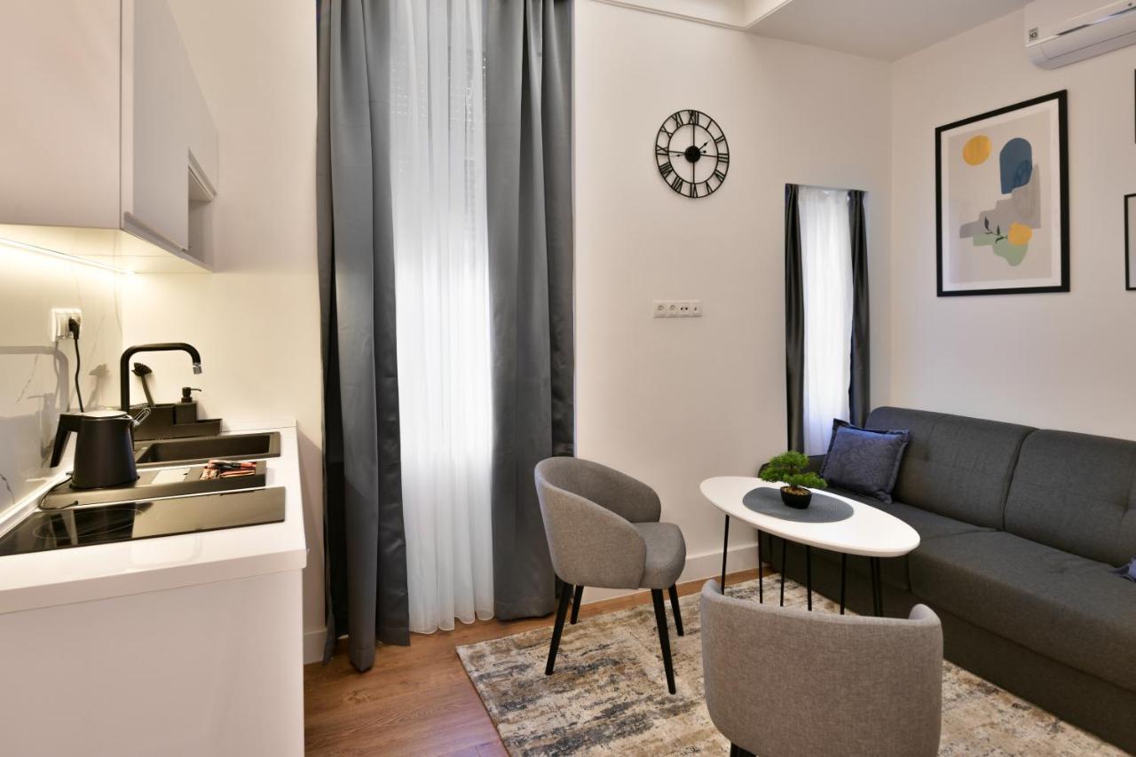 Luxury Galla Apartments In The City Center Sarajevo Exterior photo