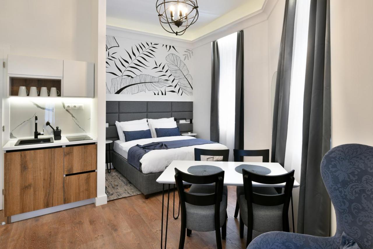 Luxury Galla Apartments In The City Center Sarajevo Exterior photo